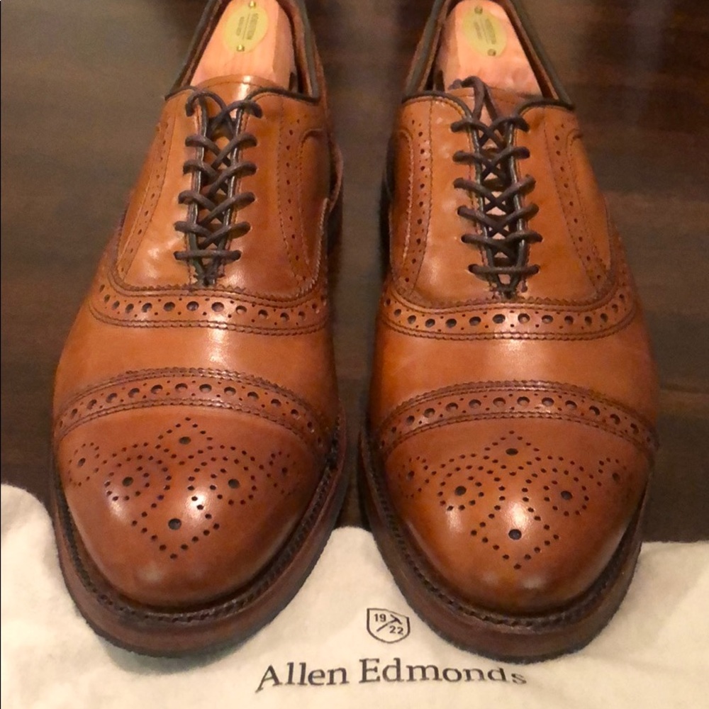 Allen Edmonds STRAND dress shoe Men’s 9.5D